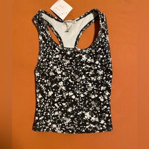 Black marbled cropped tank top. Xs
